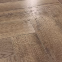 Кварцвиниловый SPC ламинат Cronafloor Herringbone 2.0 Дуб Анже H016 венгерская елка 640×128×4,5