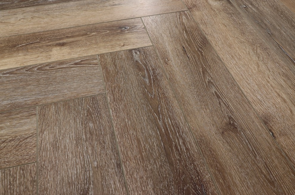 Кварцвиниловый SPC ламинат Cronafloor Herringbone 2.0 Дуб Грас H017 венгерская елка 640×128×4,5