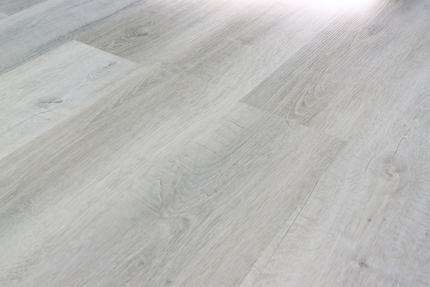 Кварцвиниловый SPC ламинат Bonkeel Base New 241 1200×150×3,5 фото в интерьере