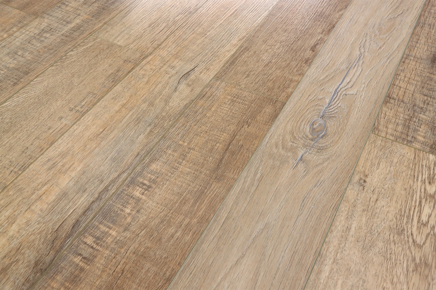 Кварцвиниловый SPC ламинат Bonkeel Style Дуб Махо 1200×125×4 фото в интерьере