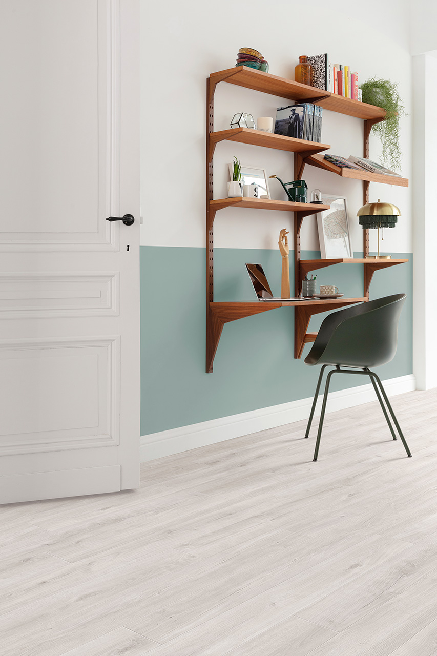 Кварцвиниловый SPC ламинат Adelar Eterna Acoustic Sebastian Oak 05108 400087692 1220×181×6 фото в интерьере