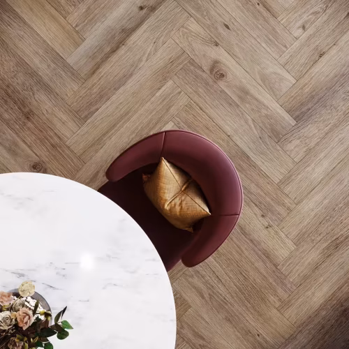 Кварцвиниловый SPC ламинат Invictus Maximus Herringbone Highland Oak Roasted венгерская елка 743×145×5