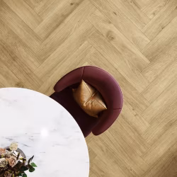 Кварцвиниловая плитка Invictus клеевая Maximus Herringbone Highland Oak Classic венгерская елка 749×150×2,5