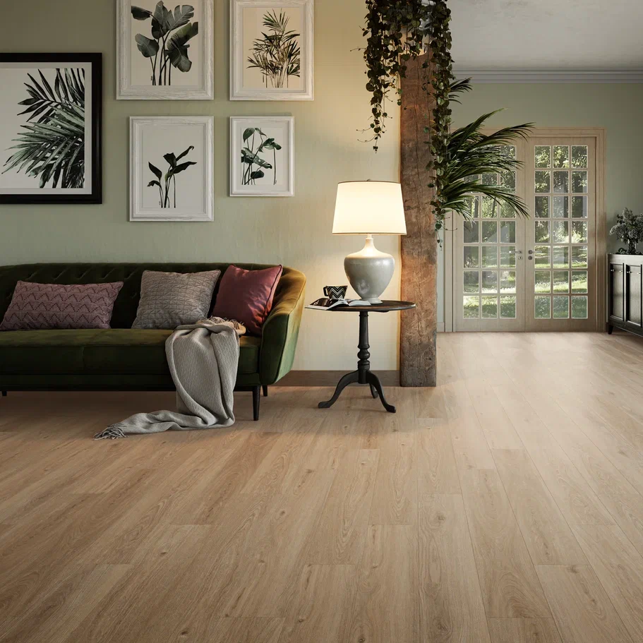 Кварцвиниловый SPC ламинат Invictus Primus Plank Sherwood Oak Mink 1210×177×5 фото в интерьере