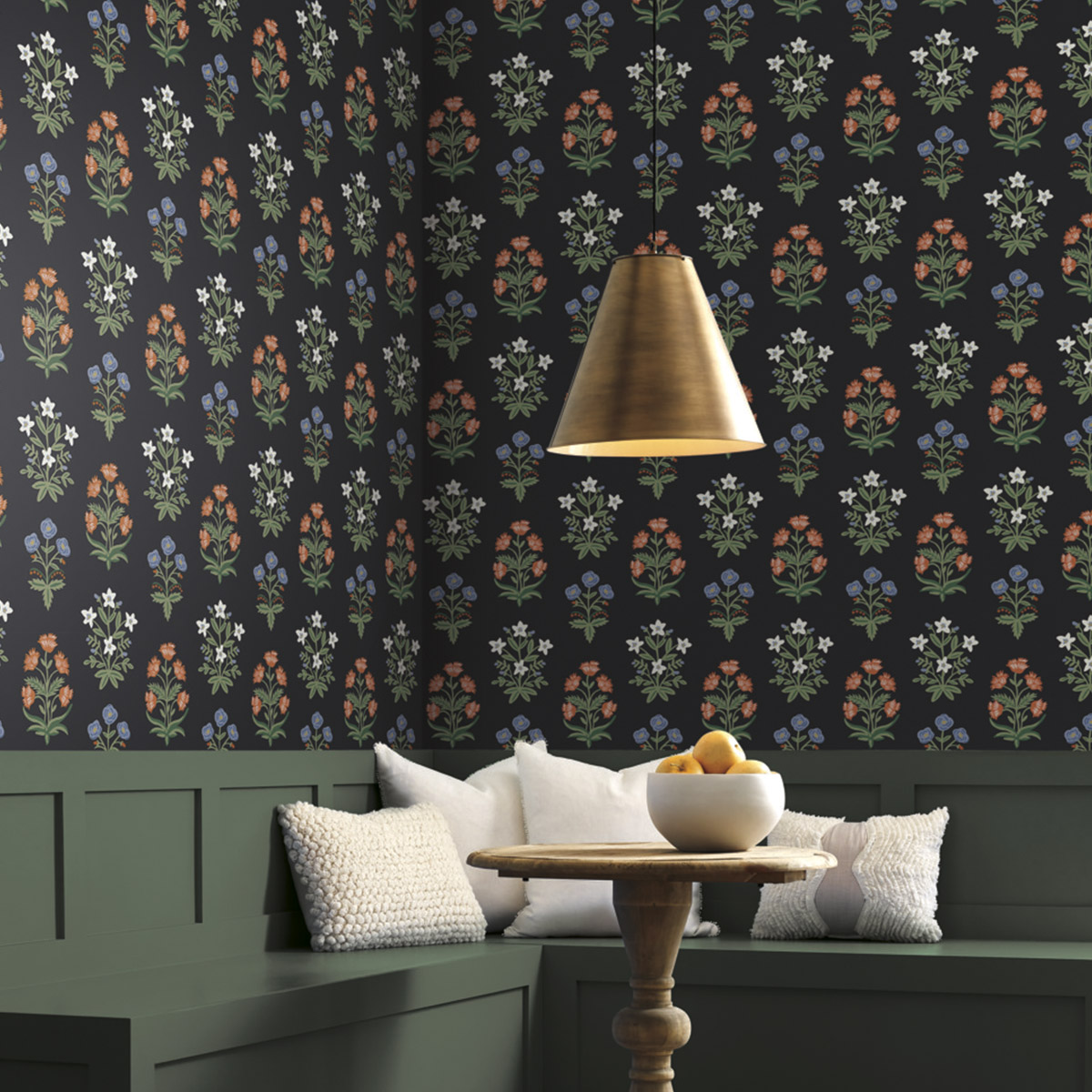 Обои York Rifle Paper Co. Second Edition Mughal Rose RP7348 8,22×0,68 фото в интерьере