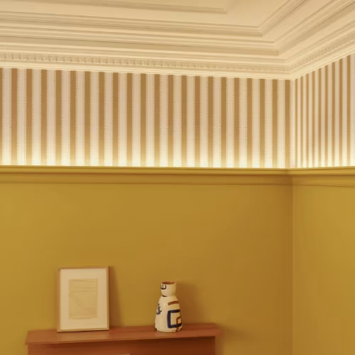 Потолочный плинтус под покраску Orac Decor C328 с подсветкой 2000×68×90