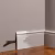 Плинтус под покраску гибкий Decor-Dizayn DD701F 2000×100×16 фото в интерьере