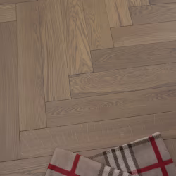 Паркетная доска Karelia Herringbone Дуб Whisper HB 1019ABHB8WHIS111 Natur венгерская елка 600×100×14