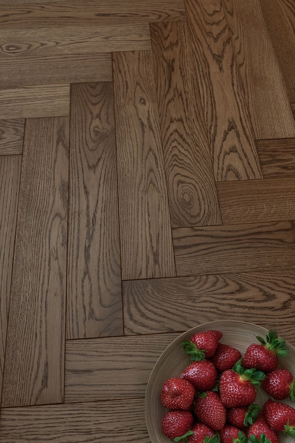 Паркетная доска Karelia Herringbone Дуб Biscotti HB 1019ABHB8BISC111 Natur венгерская елка 600×100×14