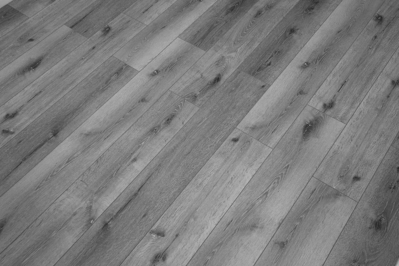 Кварцвиниловая плитка Damy Floor клеевая Family LVT Дуб Сильвер Silver Oak T7020-23-LVT 1227×187×2,5