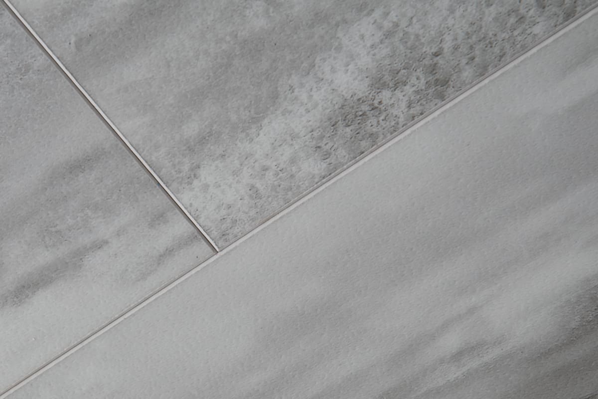 Кварцвиниловый SPC ламинат StoneWood Камень Мун Лайт Moon Light S-001-03 610×305×4