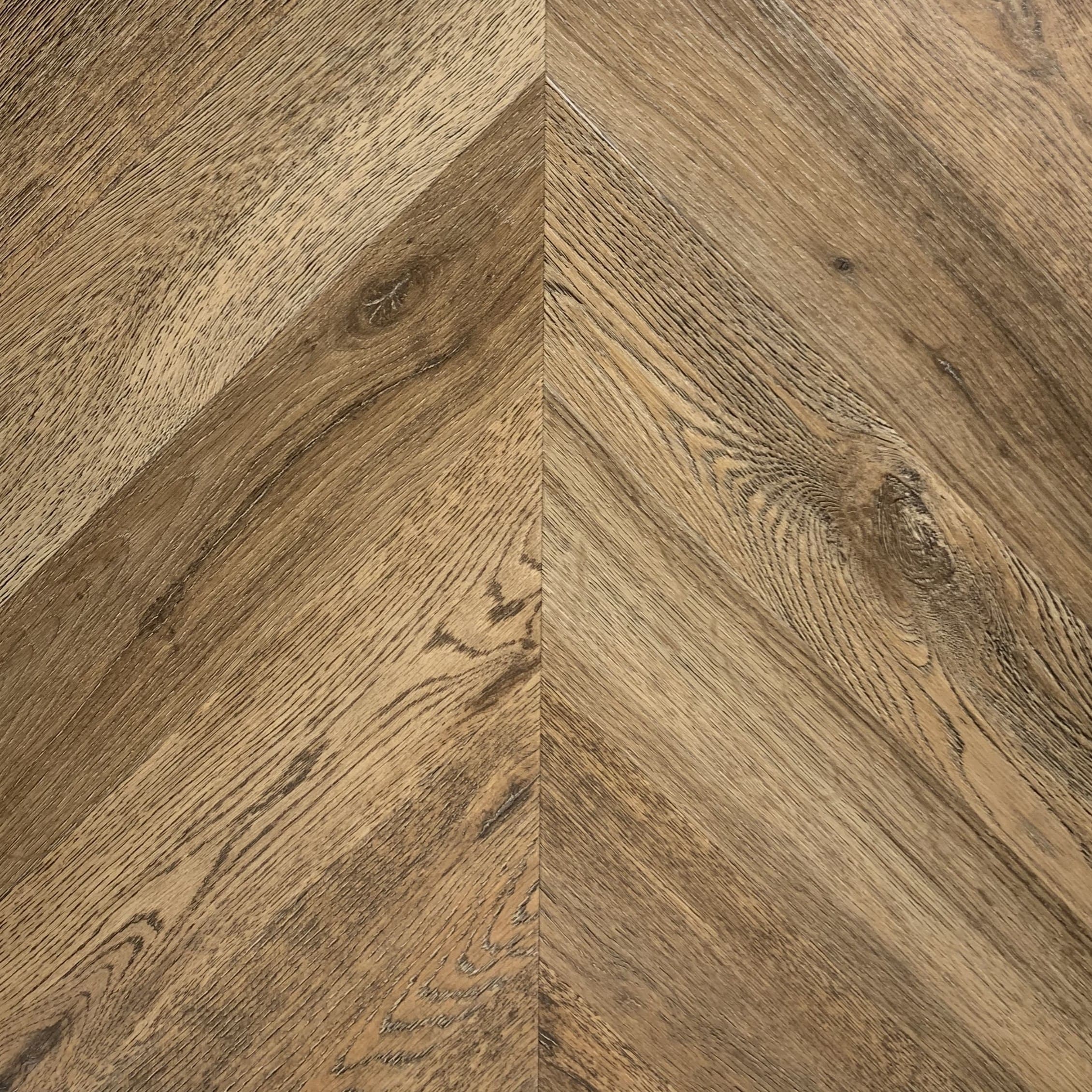 Кварцвиниловая плитка Vinilam клеевая Parquet Chevron Glue Шеврон Нормандия RI153610CL4 французская елка 690×115×2,5