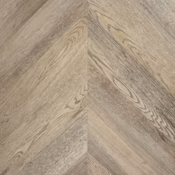 Кварцвиниловая плитка Vinilam клеевая Parquet Chevron Glue Шеврон Шампань RI153616CL4 французская елка 690×115×2,5