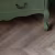 Кварцвиниловая плитка Vinilam клеевая Parquet Chevron Glue Шеврон Шампань RI153616CL4 французская елка 690×115×2,5 фото в интерьере