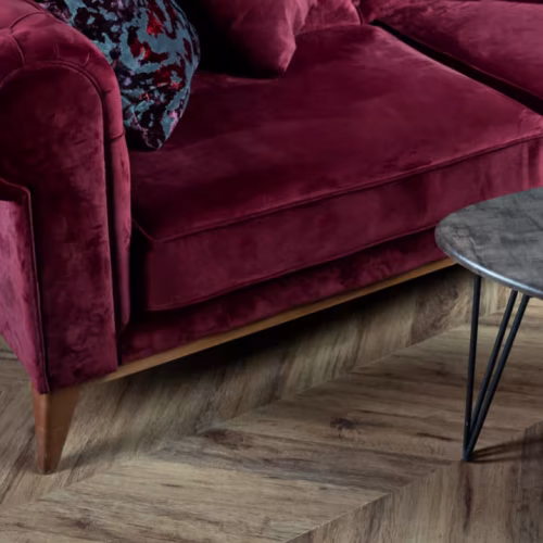 Кварцвиниловая плитка Vinilam клеевая Parquet Chevron Glue Шеврон Лувр I107516 французская елка 690×115×2,5