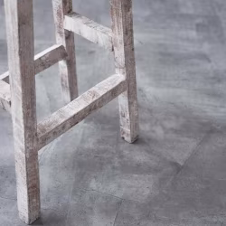 Кварцвиниловый SPC ламинат Vinilam Ceramo Stone Серый Бетон 61602 940×470×8