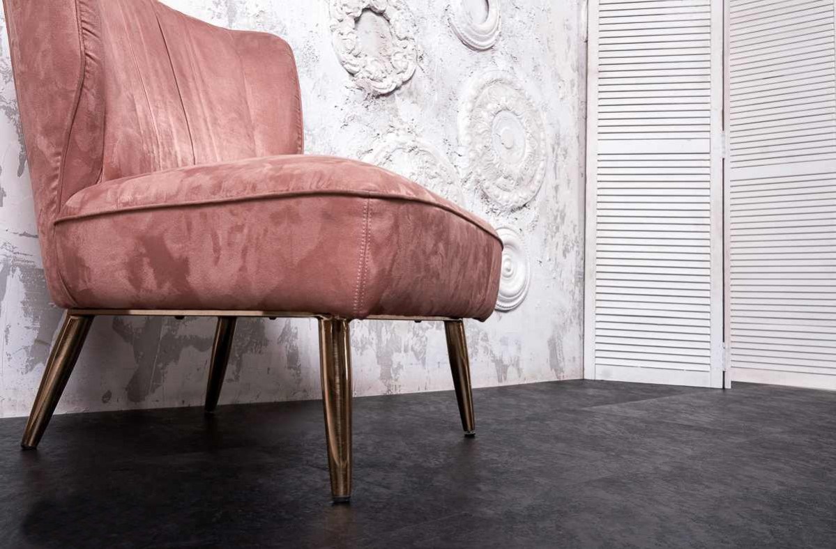 Кварцвиниловый SPC ламинат Vinilam Ceramo Stone Сланцевый Черный 61607 940×470×8 фото в интерьере