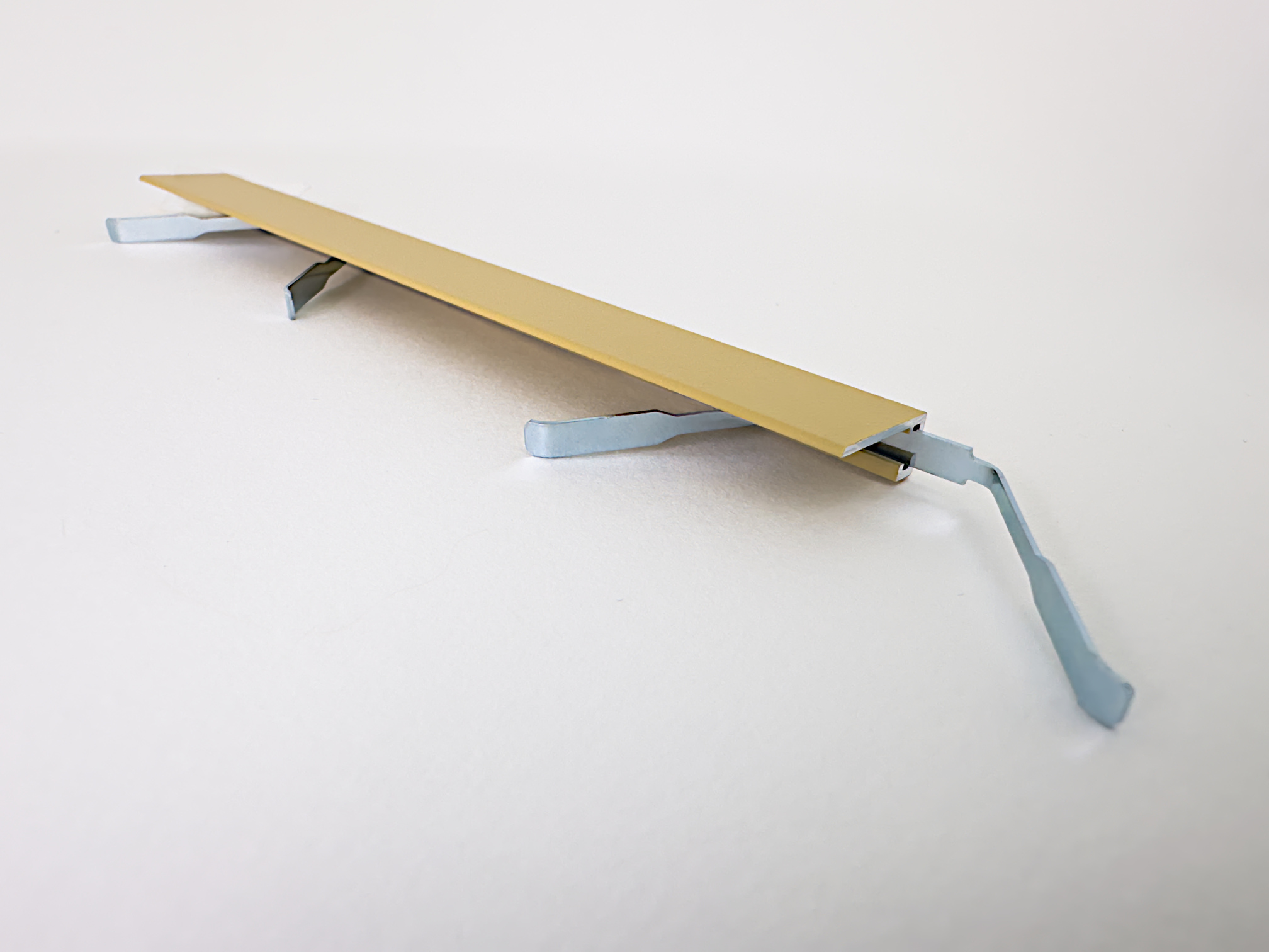 Микроплинтус алюминиевый TeckWood М-6 Бежевый Муар RAL 1001 2000×6×15