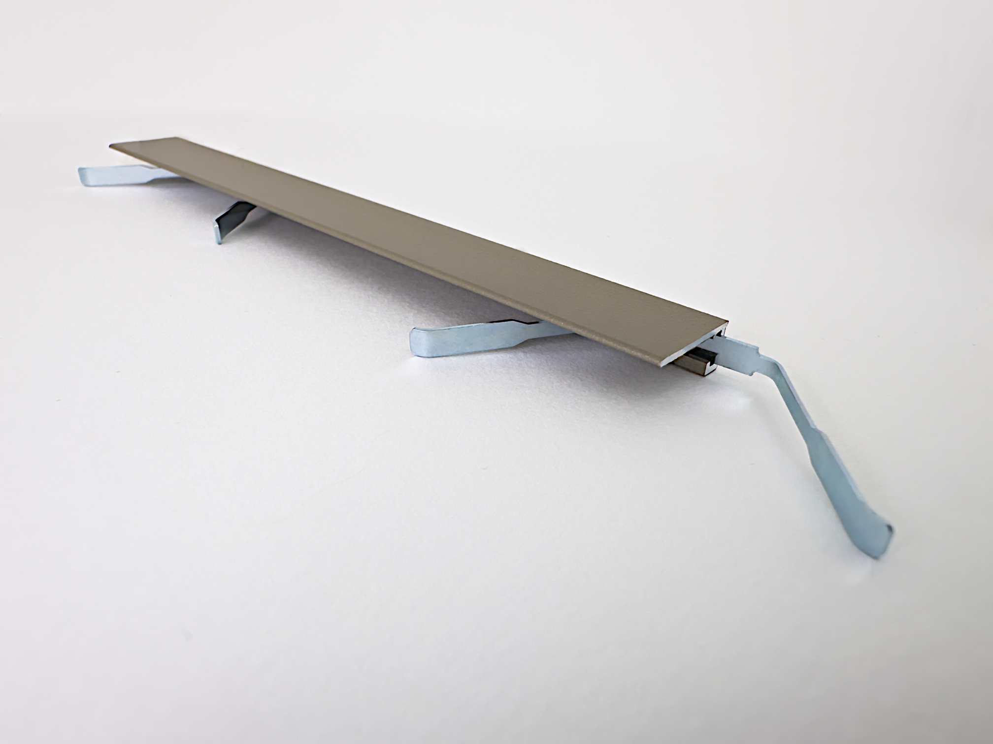 Микроплинтус алюминиевый TeckWood М-6 Титан Муар RAL 7048 2000×6×15