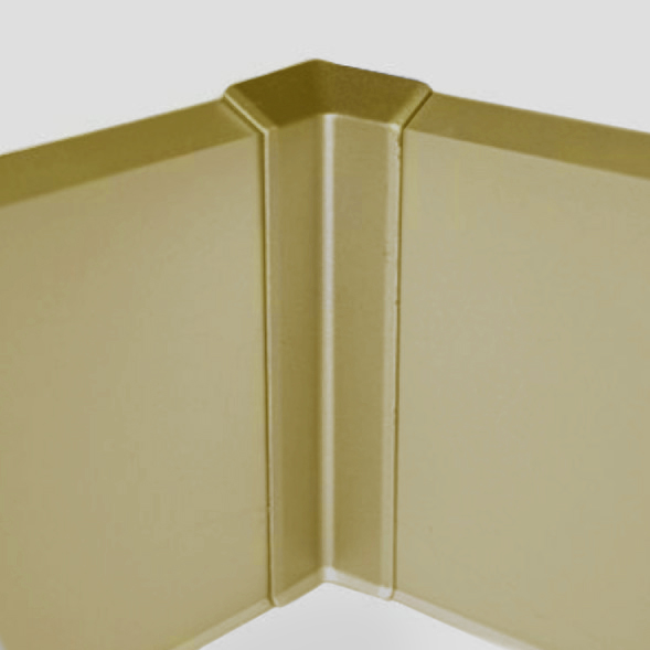 Угол алюминиевый внутренний для плинтуса Modern Decor золото матовое 70 мм