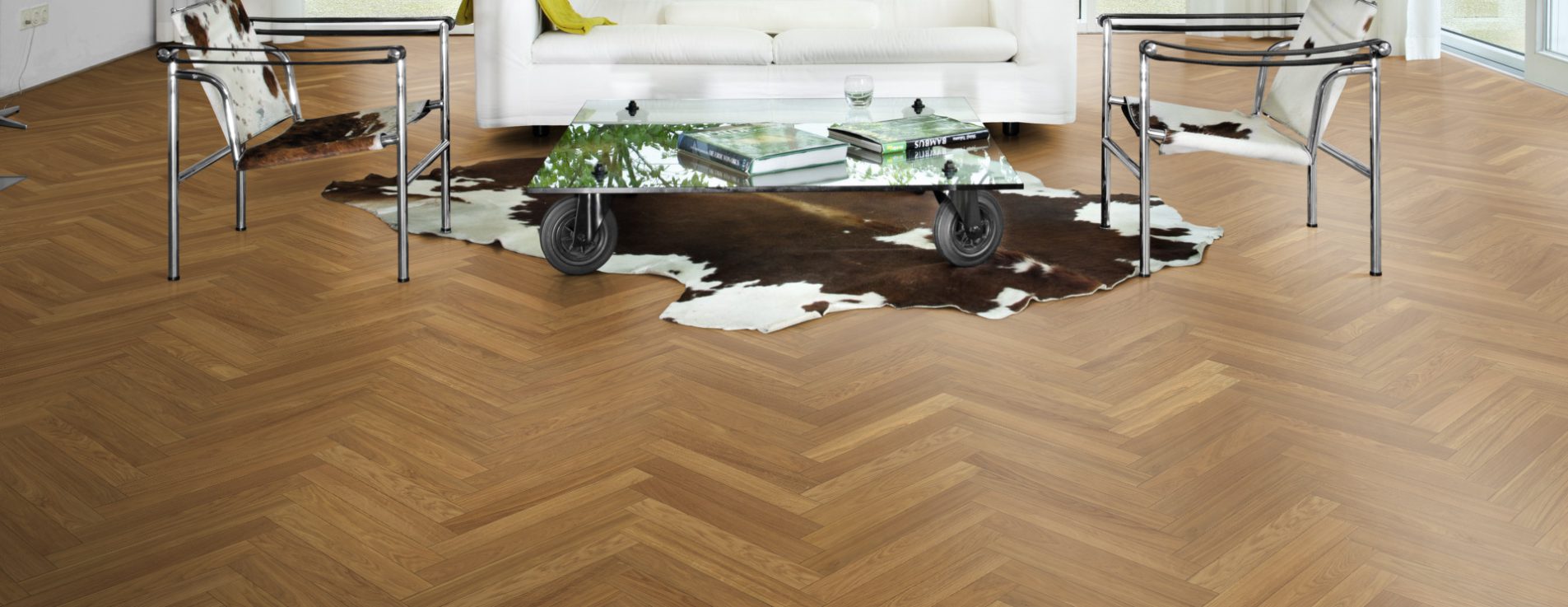 Инженерная доска Kahrs Дуб AB Natural 111PABEKF0KE600 Calm венгерская елка 600×120×11 фото в интерьере