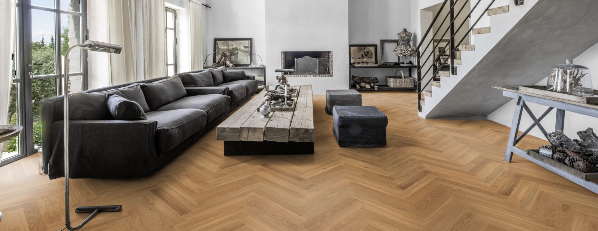 Инженерная доска Kahrs Дуб CD Natural 111PCDEKF0KE600 Lively венгерская елка 600×120×11 фото в интерьере