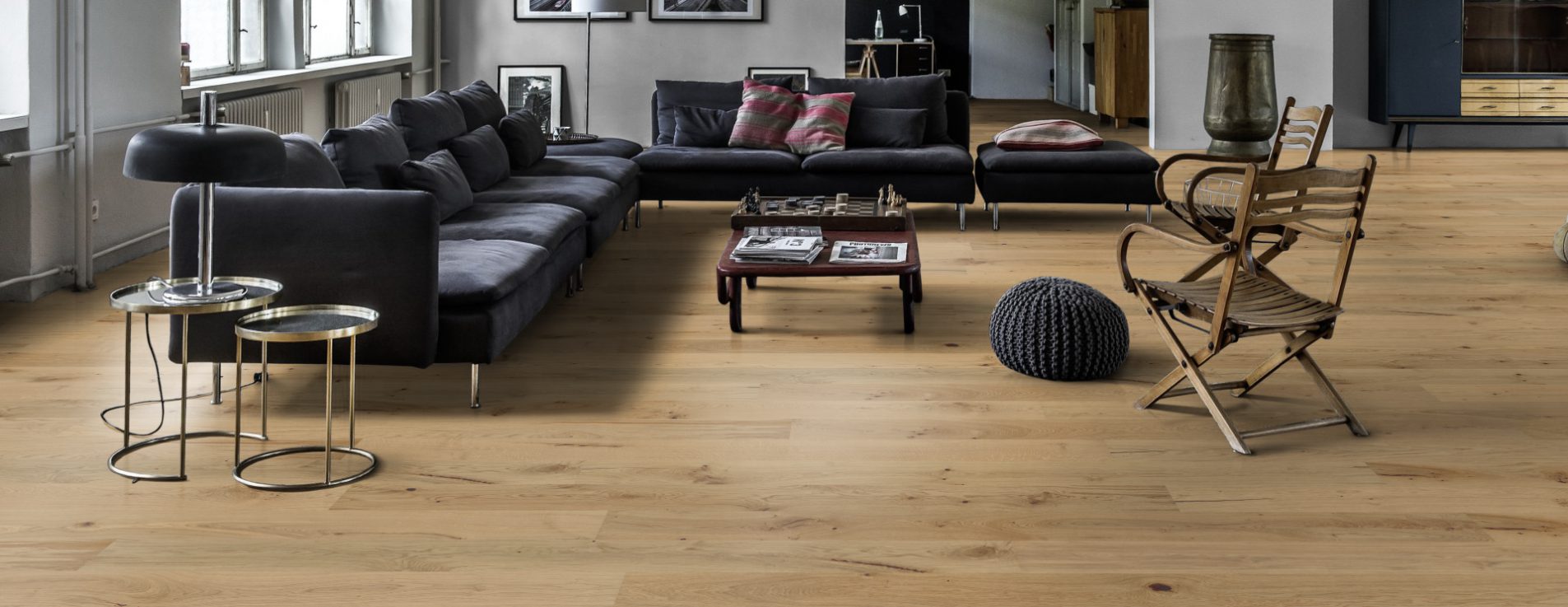 Паркетная доска Kahrs Европейская Дуб Штарнберг Starnberg 151N9AEKF0KW240 Lively 2420×187×15 фото в интерьере