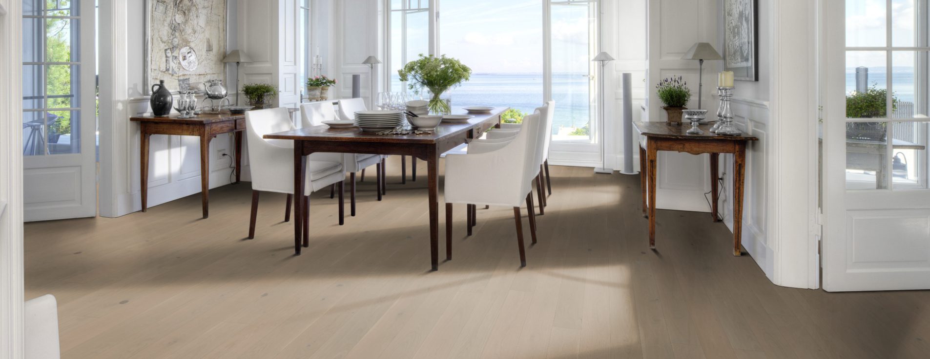 Паркетная доска Kahrs Люкс Дуб Карандаш Craynon 151N51EKL4KW240 Lively 2420×151×15 фото в интерьере