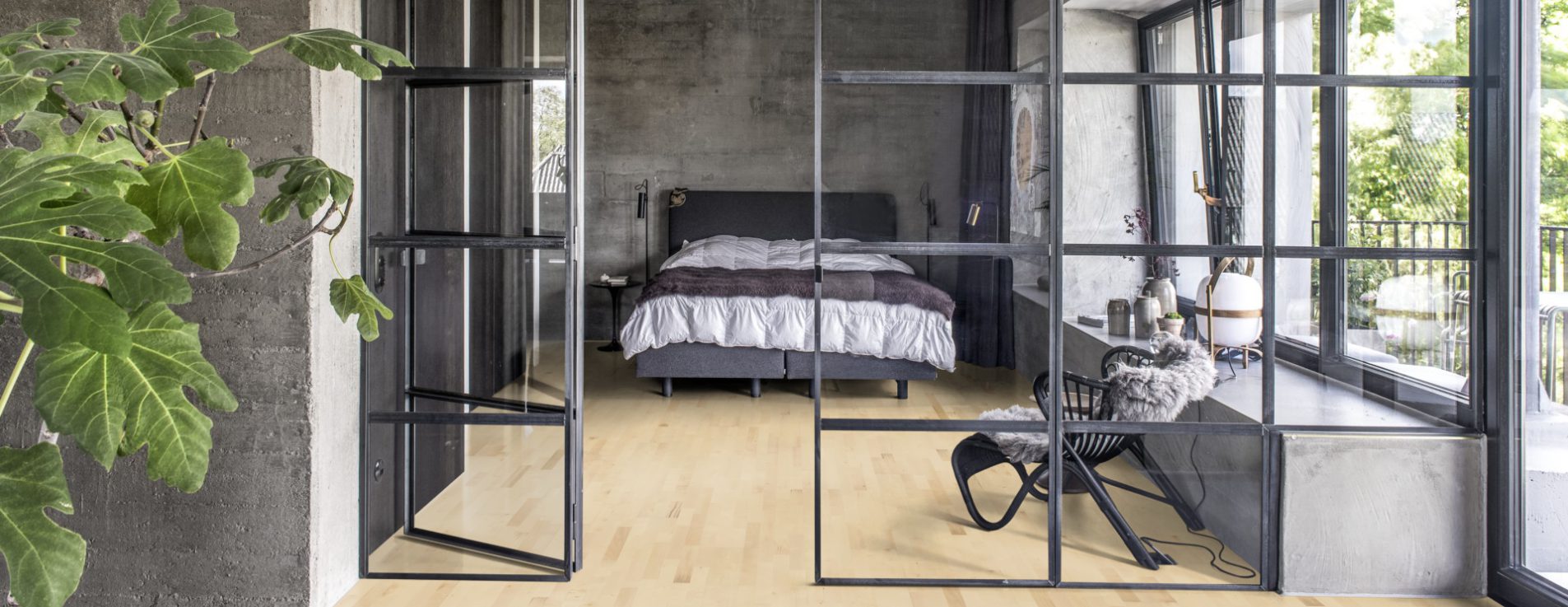 Паркетная доска Kahrs Трес European Maple Gotha 133N18EL50KW240 Variation 2423×200×13 фото в интерьере