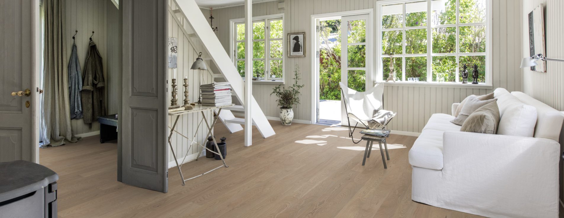 Паркетная доска Kahrs Канвас Рейтер Reiter 13103AEK1UKW185 Variation 1860×127×13 фото в интерьере