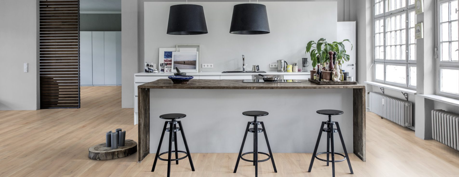 Паркетная доска Kahrs Канвас Муза Muse 13103AEK1VKW185 Variation 1860×127×13 фото в интерьере