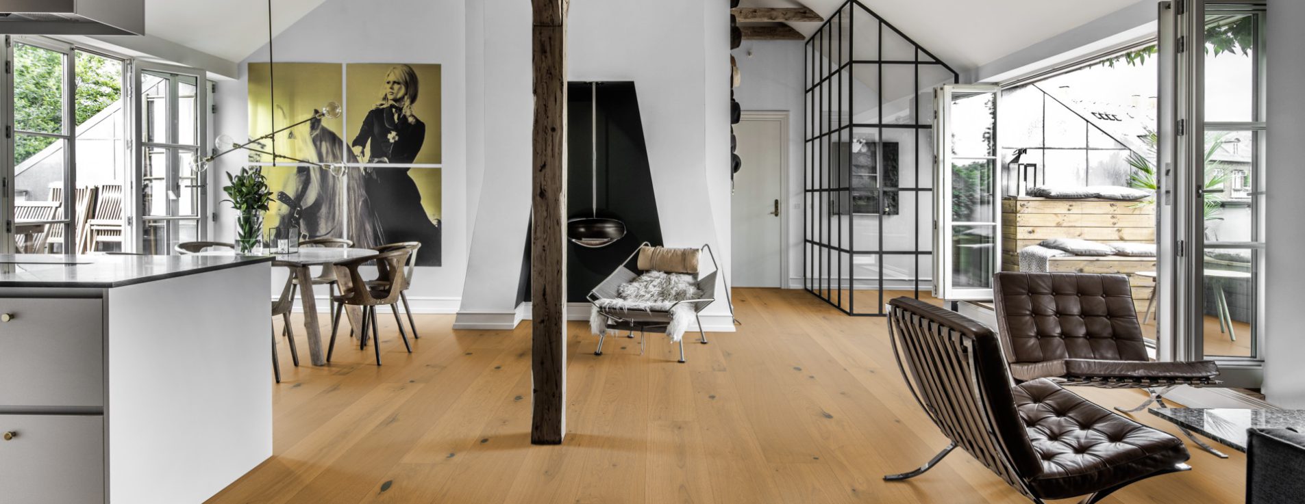 Паркетная доска Kahrs Life Authentic Дуб Pepper LTCLRW4013-193 Dynamic 1980×193×10 фото в интерьере