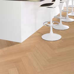 Паркетная доска Kahrs Life Authentic Herringbone Oak Chamomille Left LTCLRW5001L-121 Calm венгерская елка 593×121×10