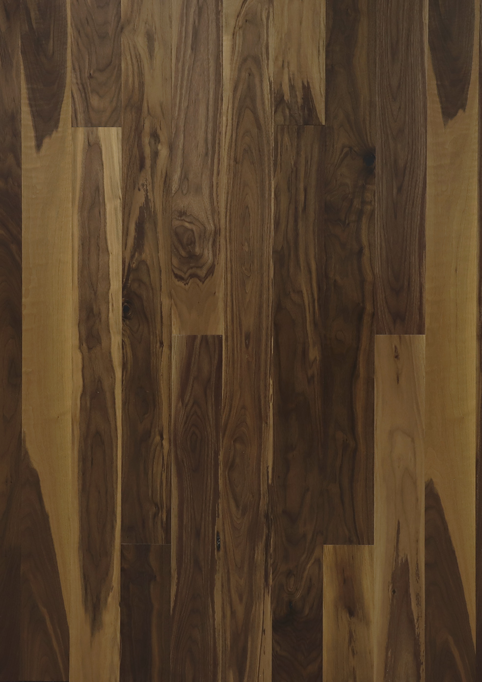 Паркетная доска Karelia Earth Орех Walnut Story 138 11711248A0100111 Country 1116×138×14