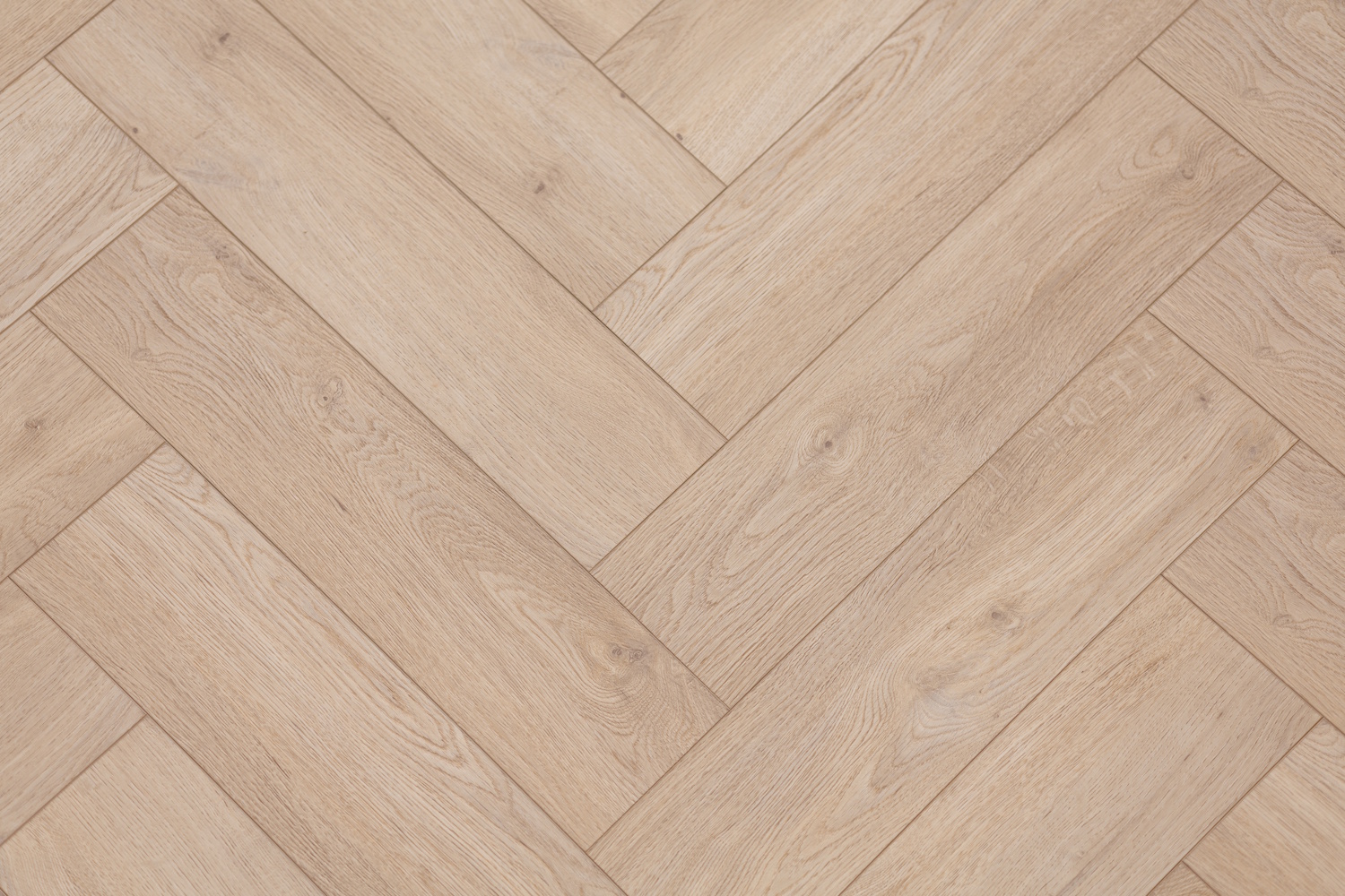 Кварцвиниловая плитка Art East замковая Art Tile Click Parquet HV Дуб Виктори 45-16-ATC-HV венгерская елка 600×150×4