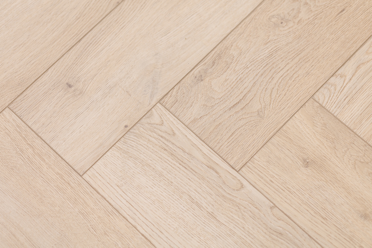 Кварцвиниловая плитка Art East замковая Art Tile Click Parquet HV Дуб Виктори 45-16-ATC-HV венгерская елка 600×150×4