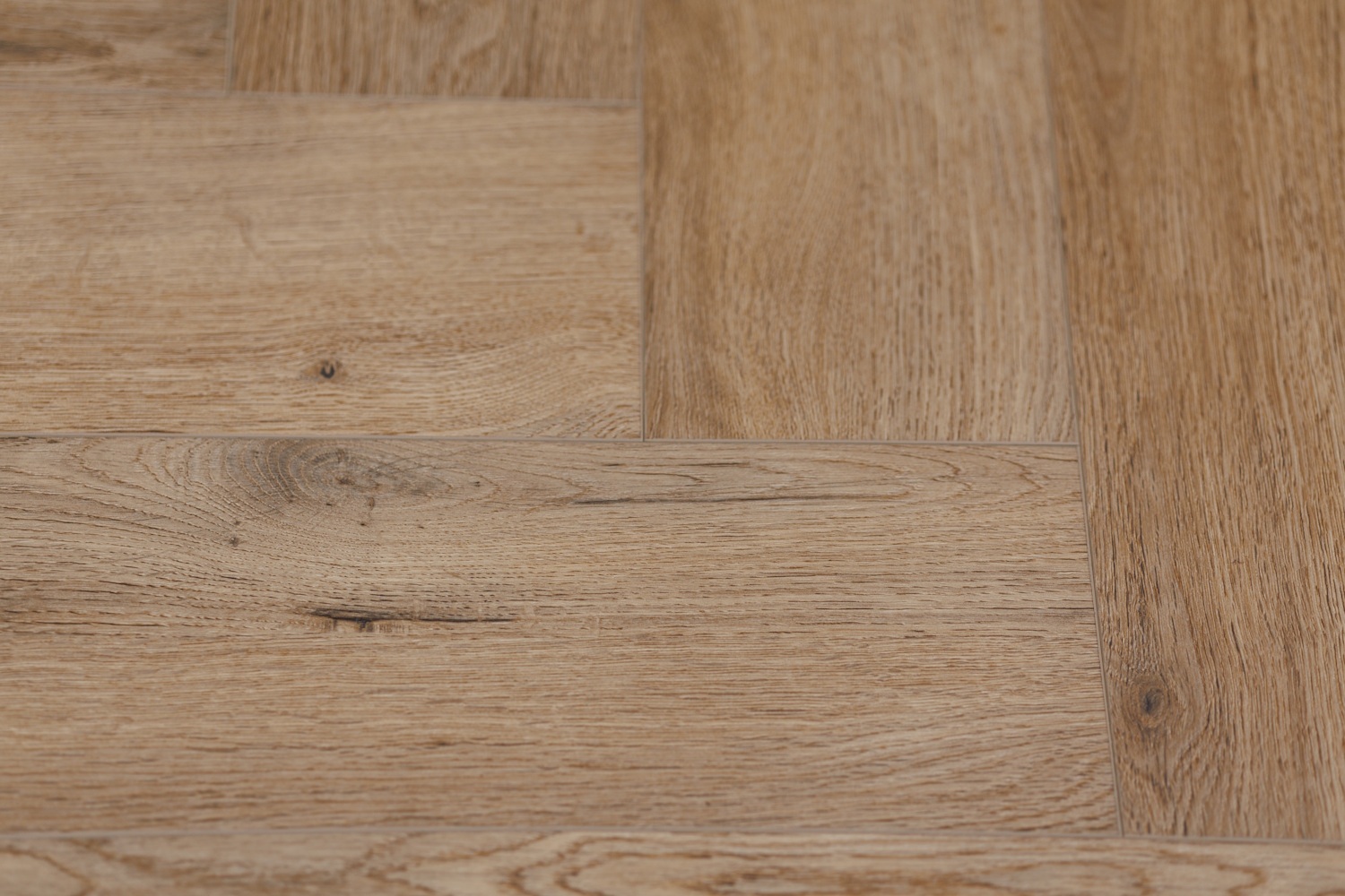 Кварцвиниловая плитка Art East замковая Art Tile Click Parquet HV Дуб Магнум 45-17-ATC-HV венгерская елка 600×150×4