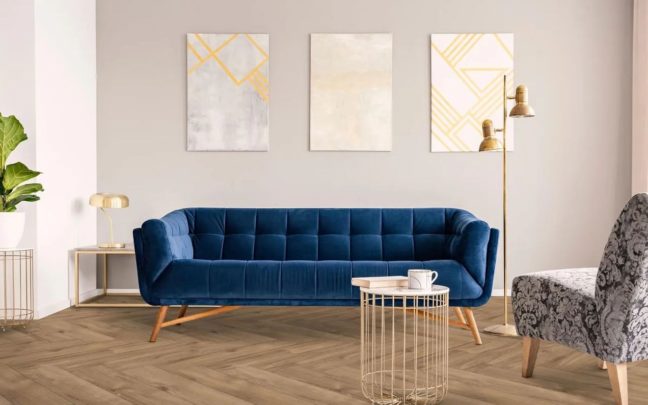 Ламинат My Step Herringbone Manor+ Дуб Гавана венгерская елка MS3410 643×131×10 фото в интерьере