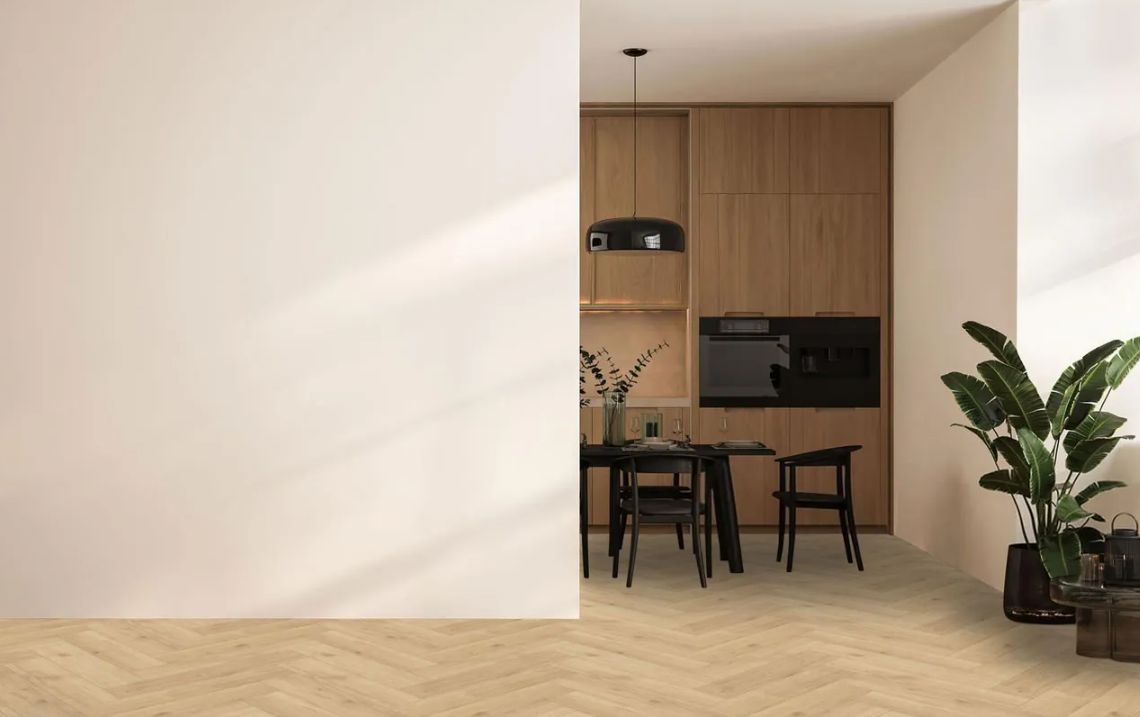 Ламинат My Step Herringbone Manor+ Дуб Кейптаун венгерская елка MS3610 643×131×10 фото в интерьере