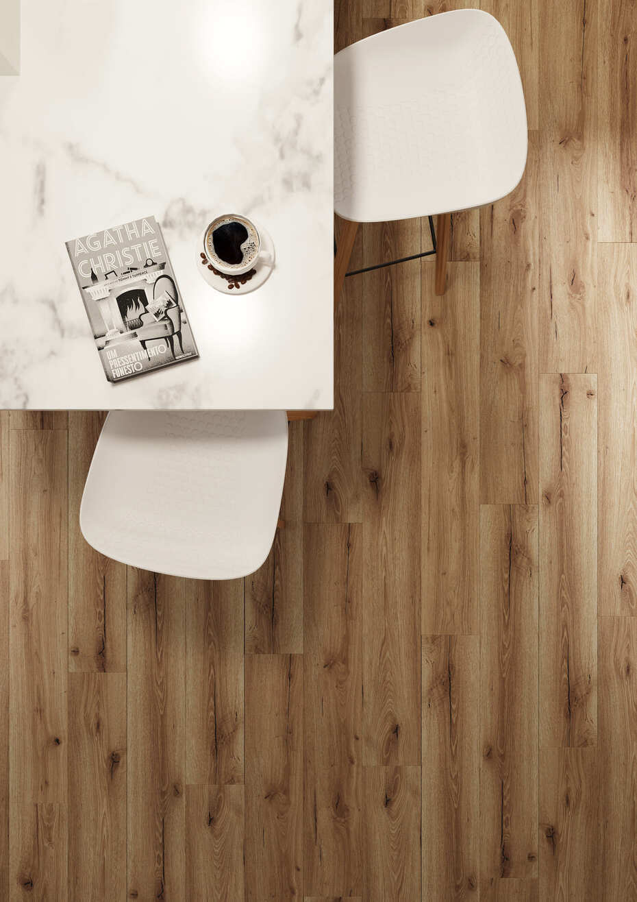 Кварцвиниловый SPC ламинат AlixFloor Natural Line Дуб Коричневый Рустикальный ALX1036-3 1220×183×5 фото в интерьере