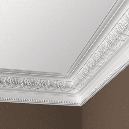 Потолочный плинтус под покраску Европласт 1.50.201 2000×130×171 фото в интерьере