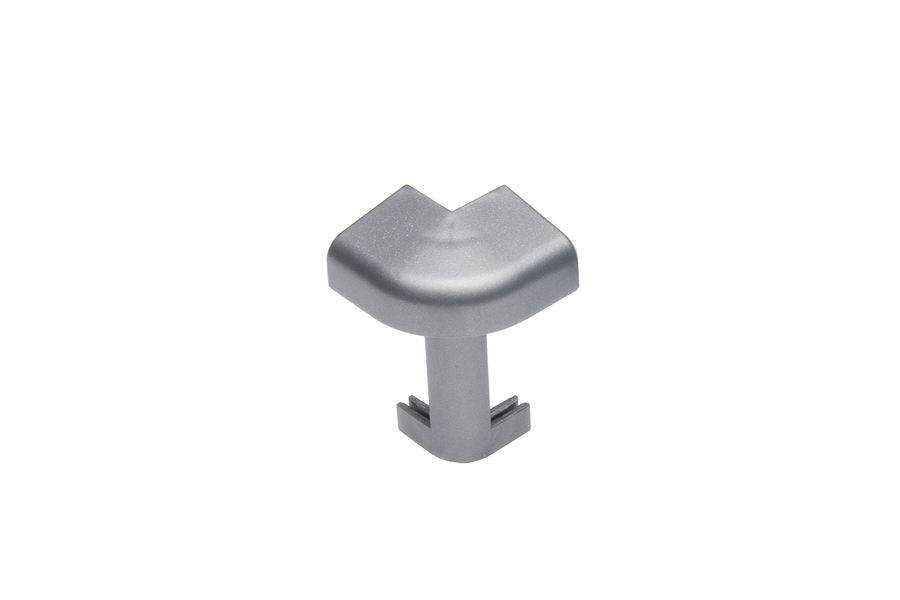 Угол ПВХ внешний для плинтуса Cezar Серебряный матовый 119 39,2 мм