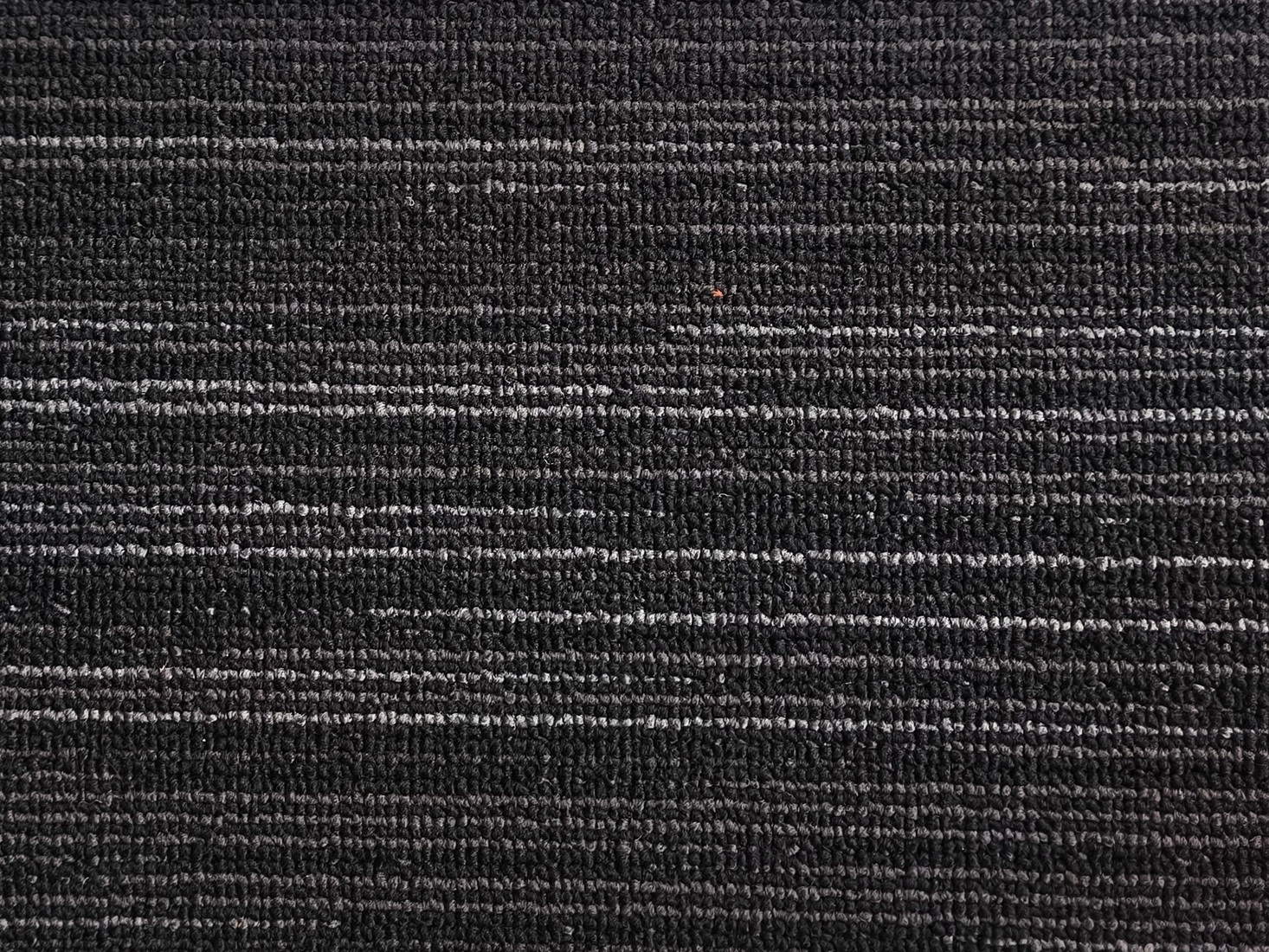 Ковровая плитка Associated Weavers Metro Tile цвет 99 Tornado 1000×250×9