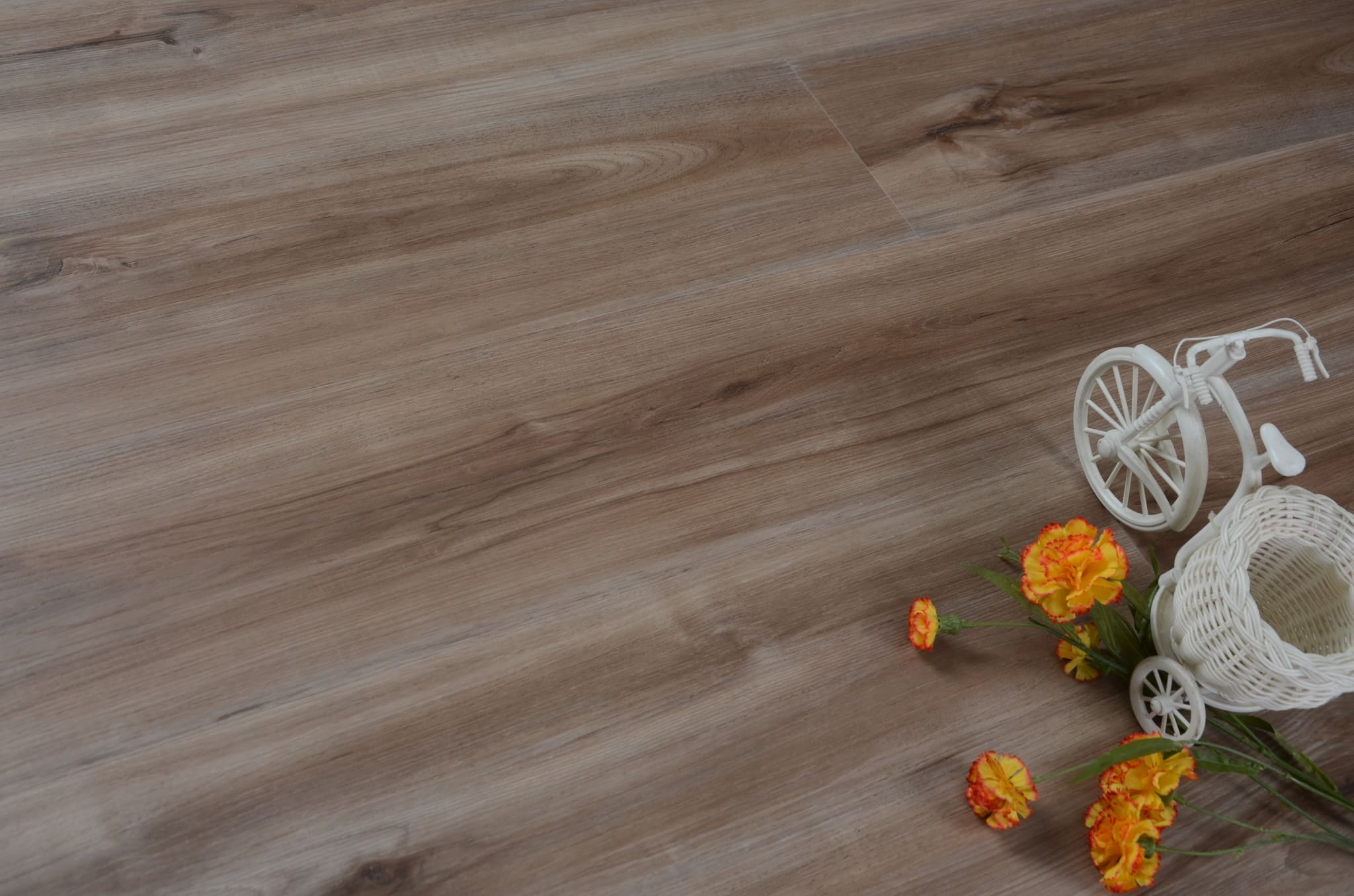 Кварцвиниловый SPC ламинат Evofloor Оптима Груша Карамель Pear Caramel 16834 1120×184×4,2 фото в интерьере