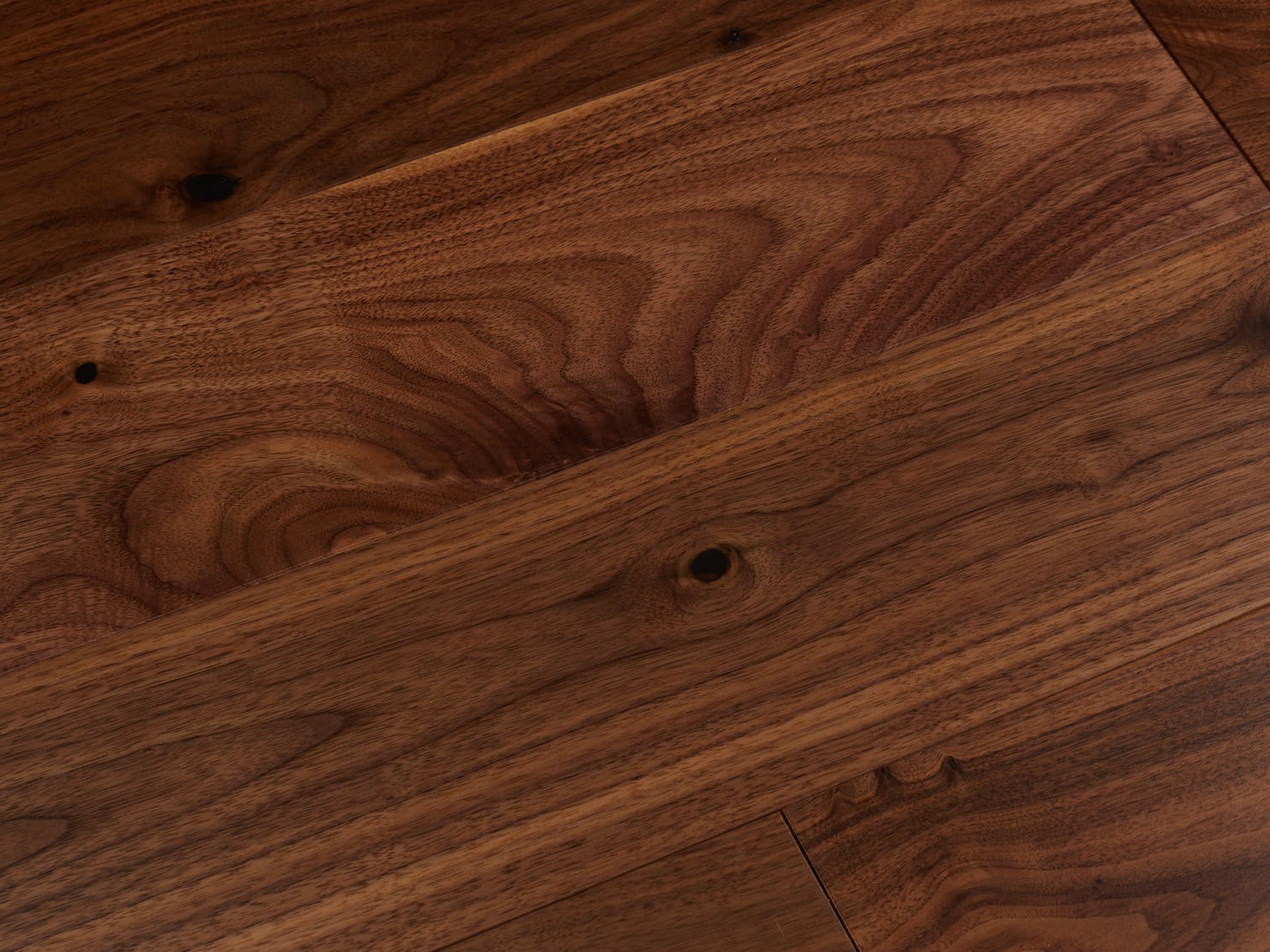 Инженерная доска HM Flooring Орех американский натур тон 1900×190×14 Инженерная доска HM Flooring Орех американский натур тон 1900×190×14