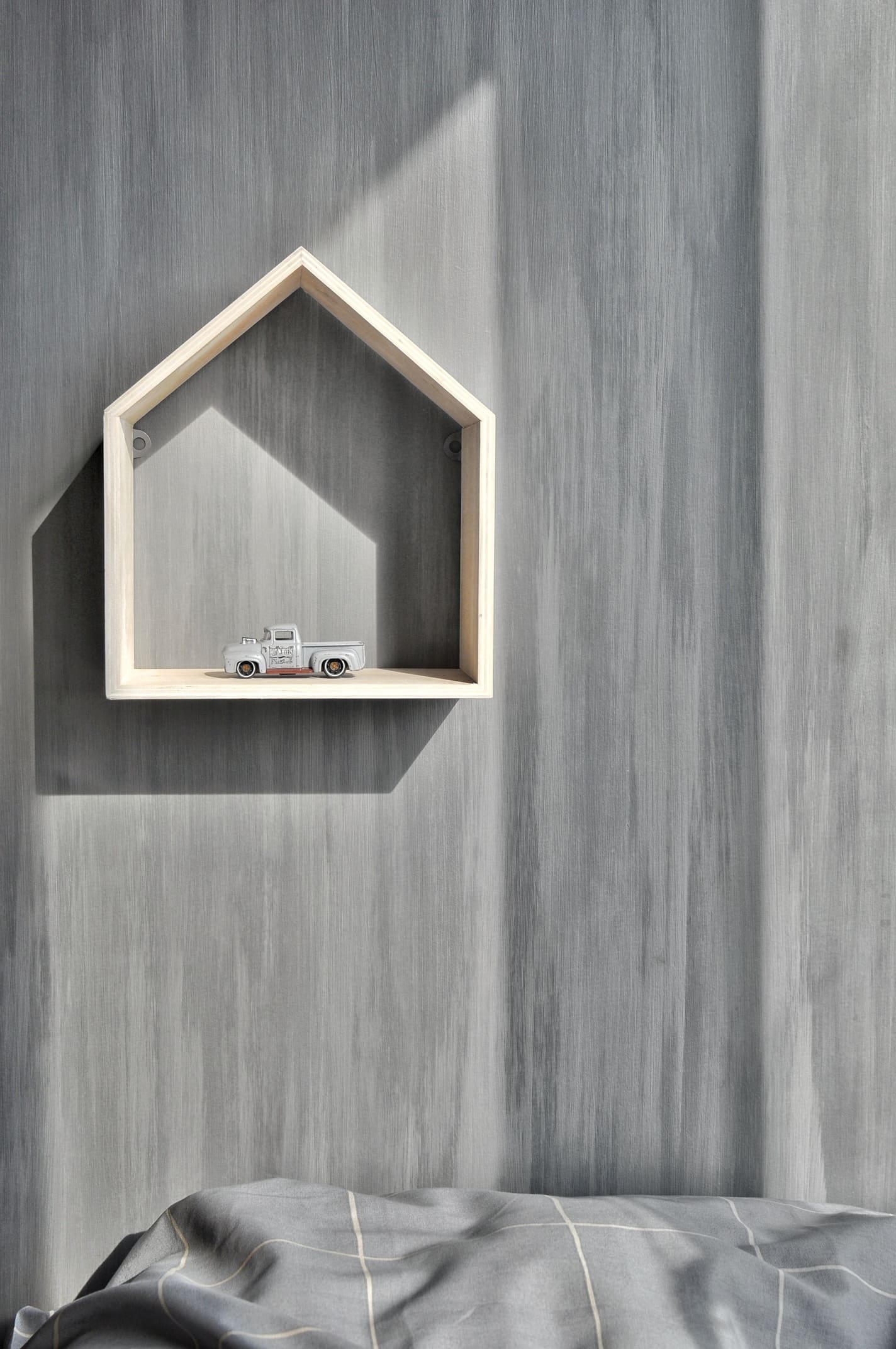 Краска декоративная Lanors Нирвана Nirvana 2,5 л фото в интерьере