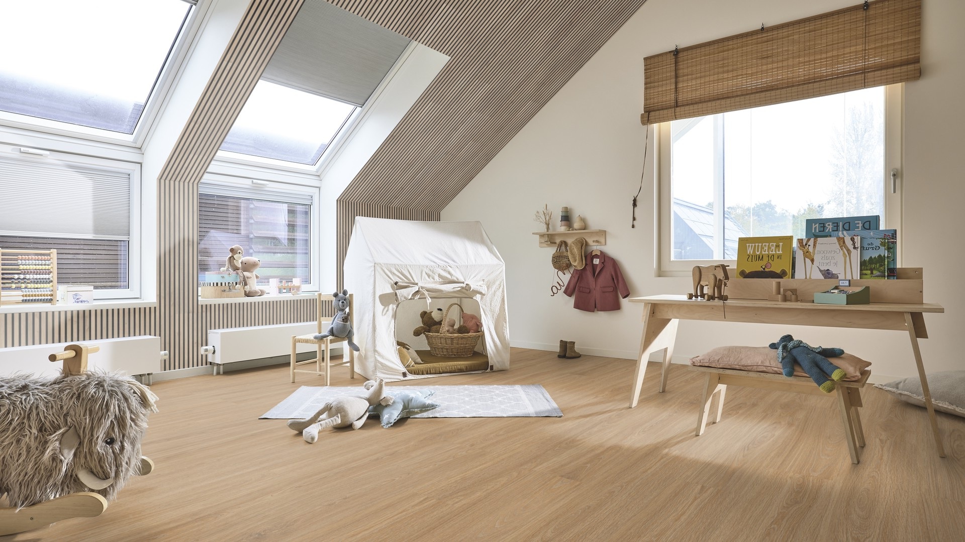 Ламинат Meister LD 250 Дуб Крим принсес Cream princess oak 600002-1288244-06896 1288×244×10 фото в интерьере