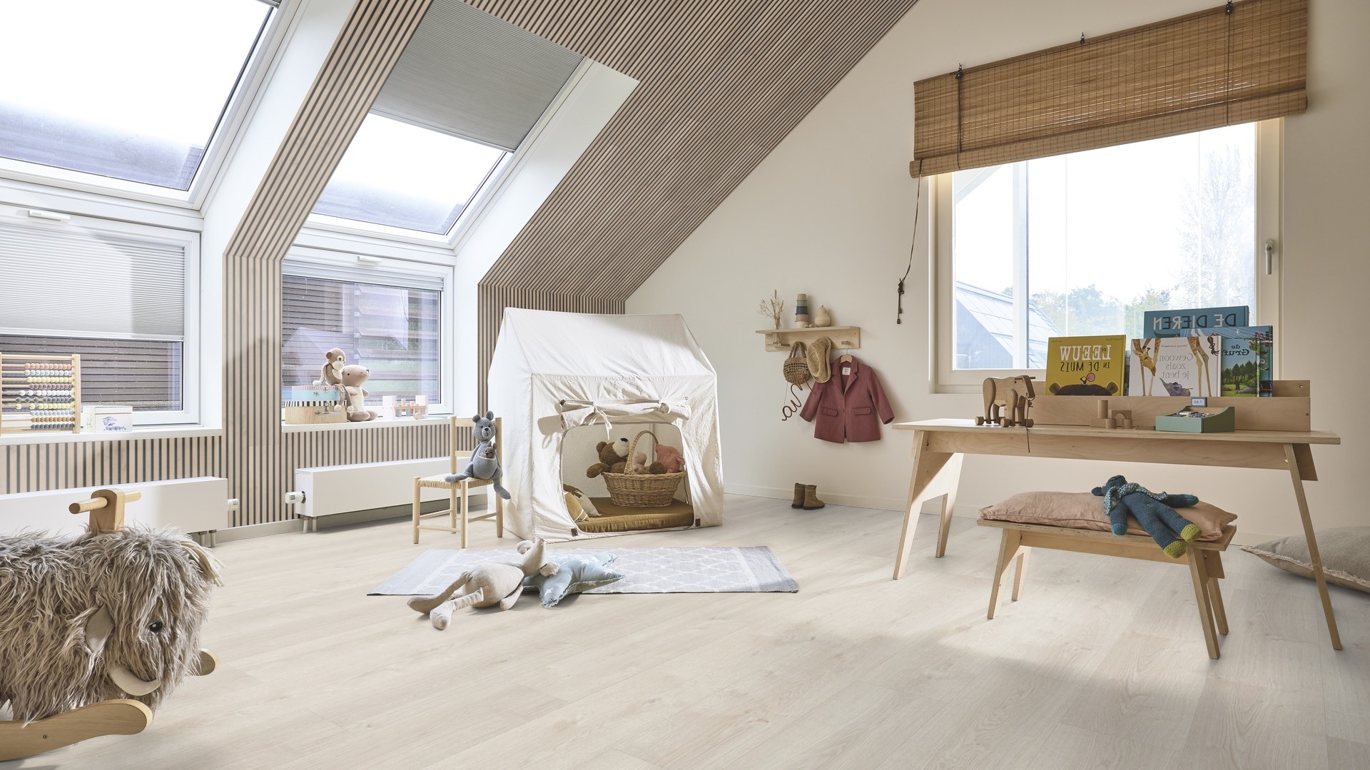 Ламинат Meister LL 250 Дуб Вайт монтейн White mountain oak 600009-2052248-07124 2052×248×10 фото в интерьере