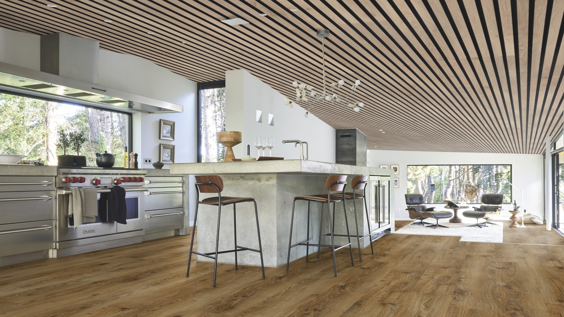 Ламинат Meister LL 250 Дуб Натмег касл Nutmeg castle oak 600009-2052248-07130 2052×248×10 фото в интерьере