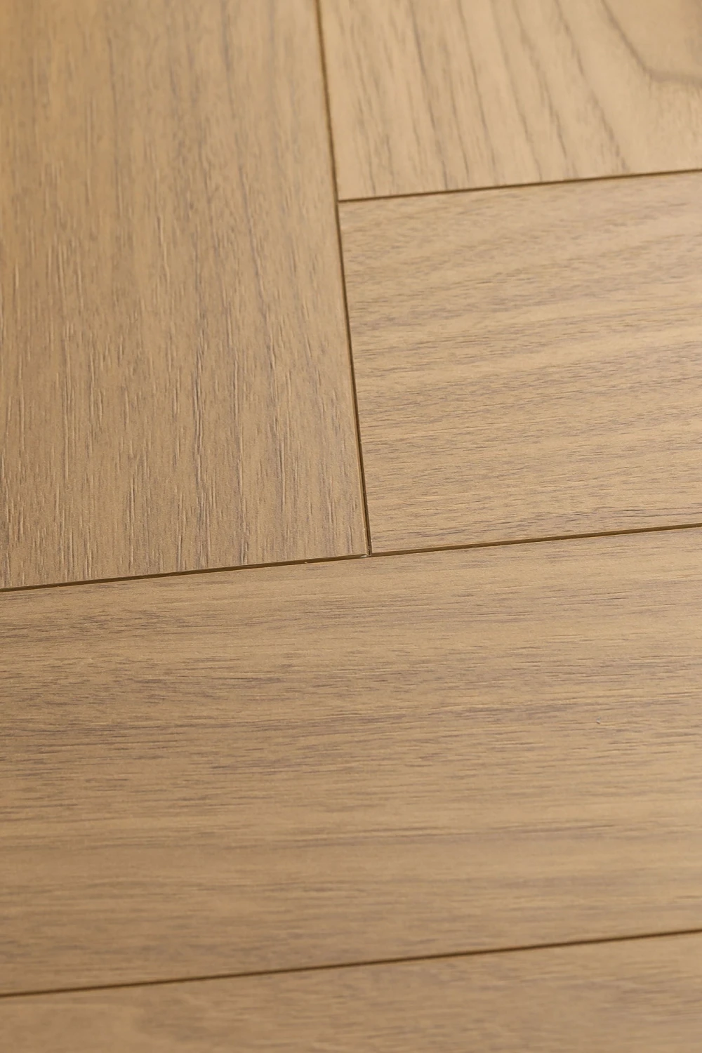 Ламинат FirstFloor Фактурный Матовый Орех Велюрра 1F309 венгерская елка 606×101×8